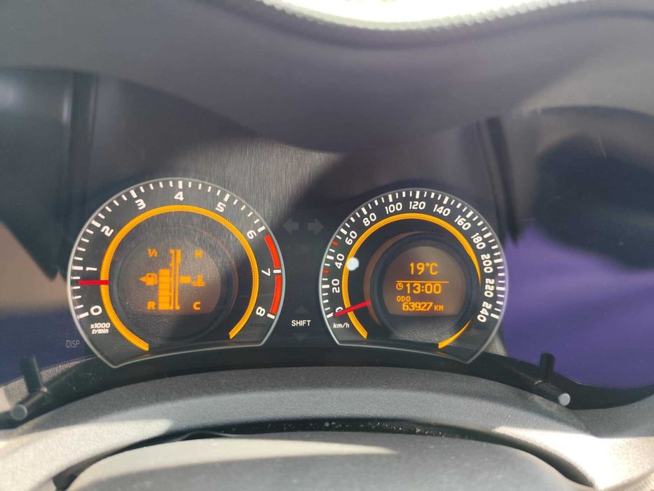 Toyota AURIS 2012