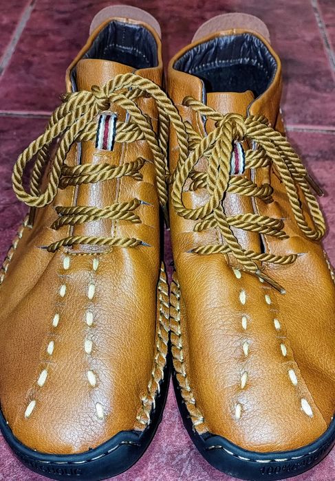 Ghete din piele naturală și talpă 100% cauciuc