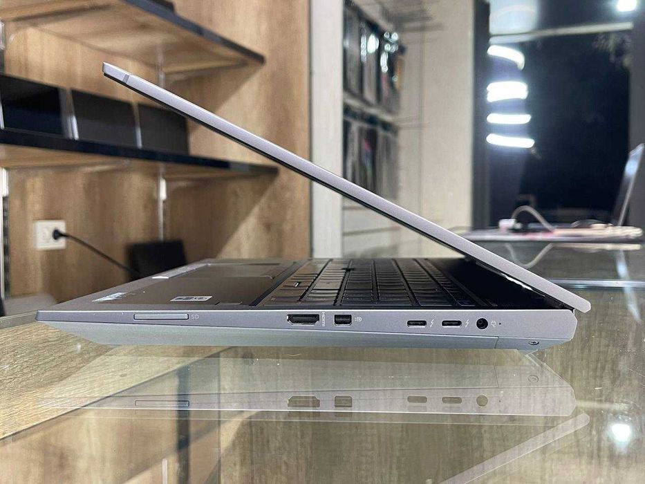 HP ZBook 15 Intel Core i9-10885H озу32гб 512ssd Nvidio Quadro RTX 3000