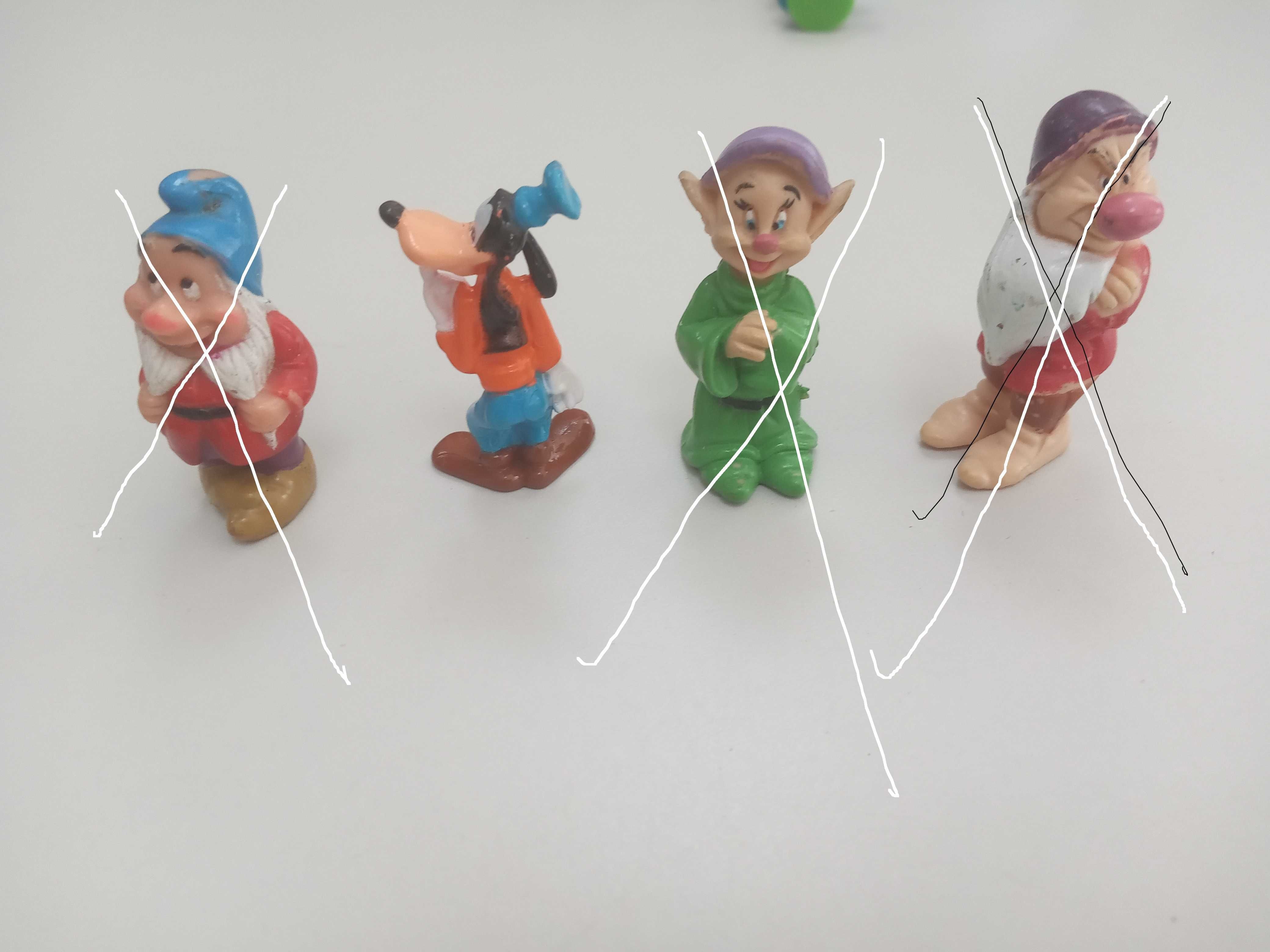 Играчки от шоколадови яйца Kinder