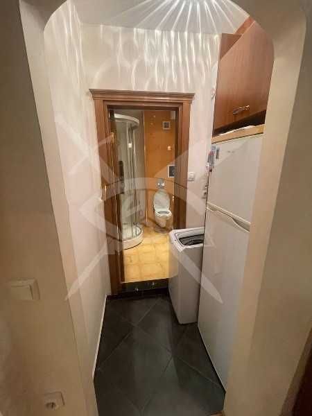 Продава се Тристаен апартамент в Бургас, Възраждане - 110 кв.м за 2364 €/кв.м - Снимка #6