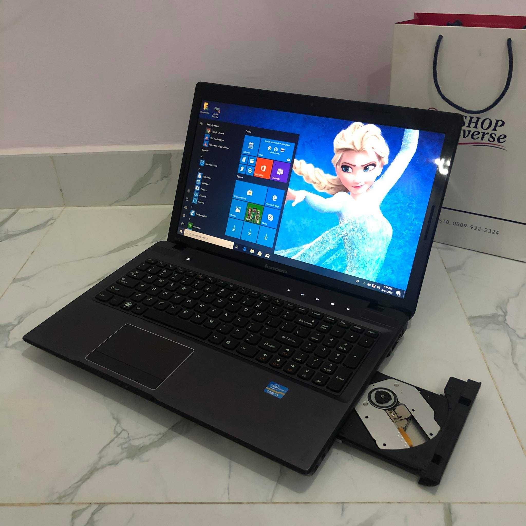 Laptop LENOVO 15,6″ Intel i7 256GB. SSD 8GB RAM - SUPER PRET !!!