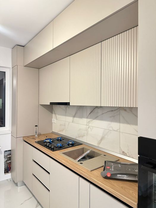 Mobilier la comanda, montaj mobila