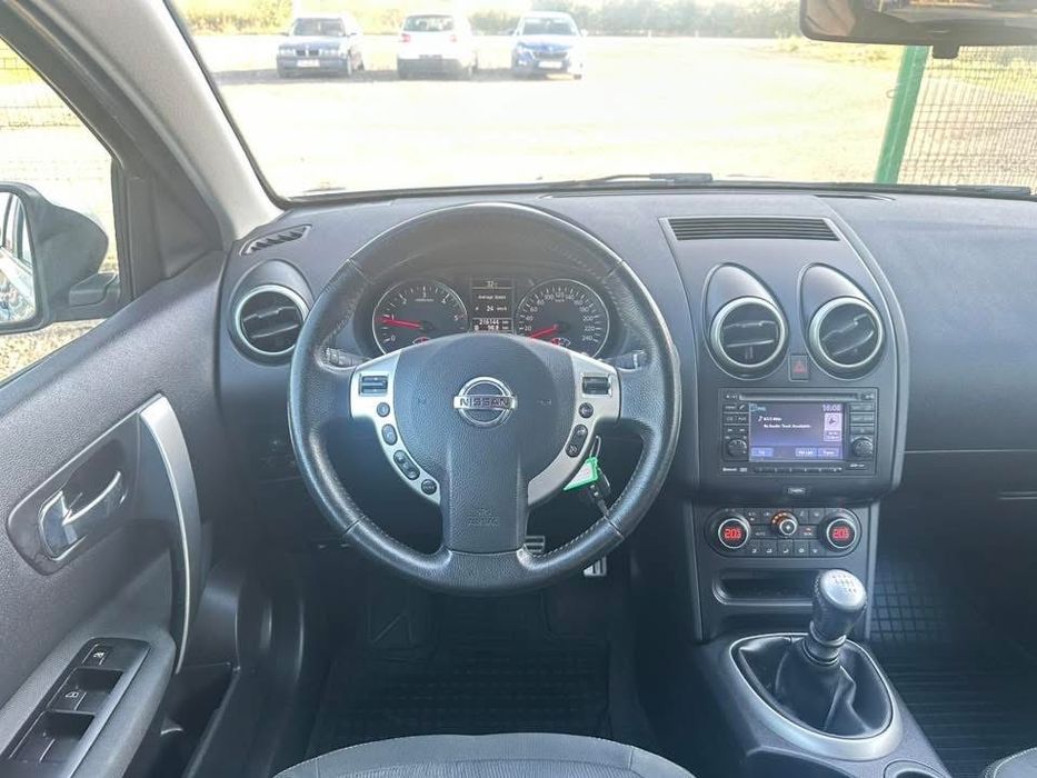 Vand Nissan Qashqai 1.6dCi - 2012