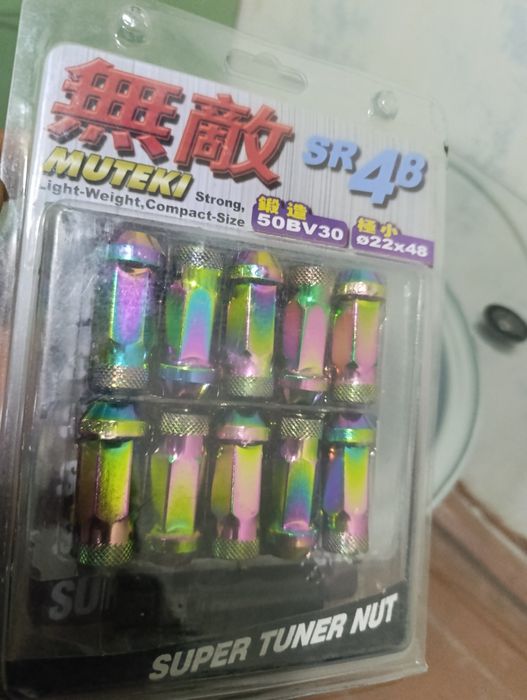 Колесные гайки на авто разных видов!