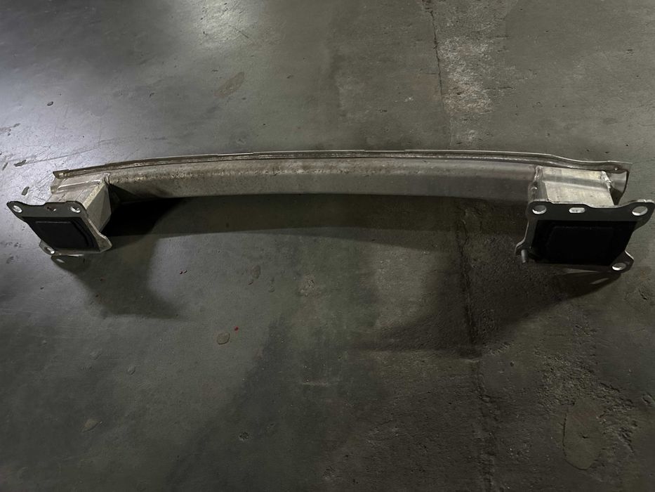 Armatura spate Audi A4 B9 Sedan (2015 - prezent)