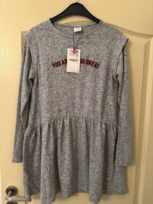 Рокля Зара, за 13-14 години. Нова с етикет.