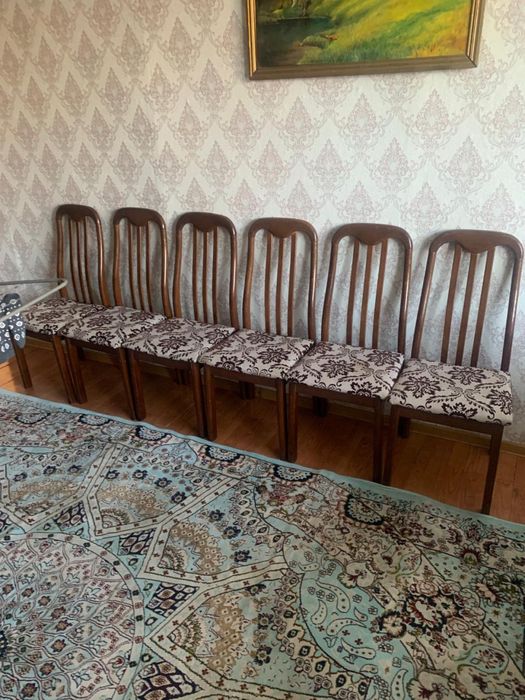 Продам стол со стулями