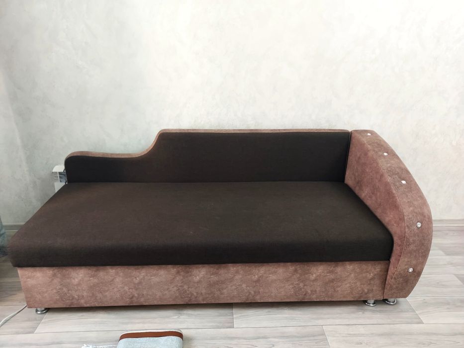Продам тахту диван20000торг