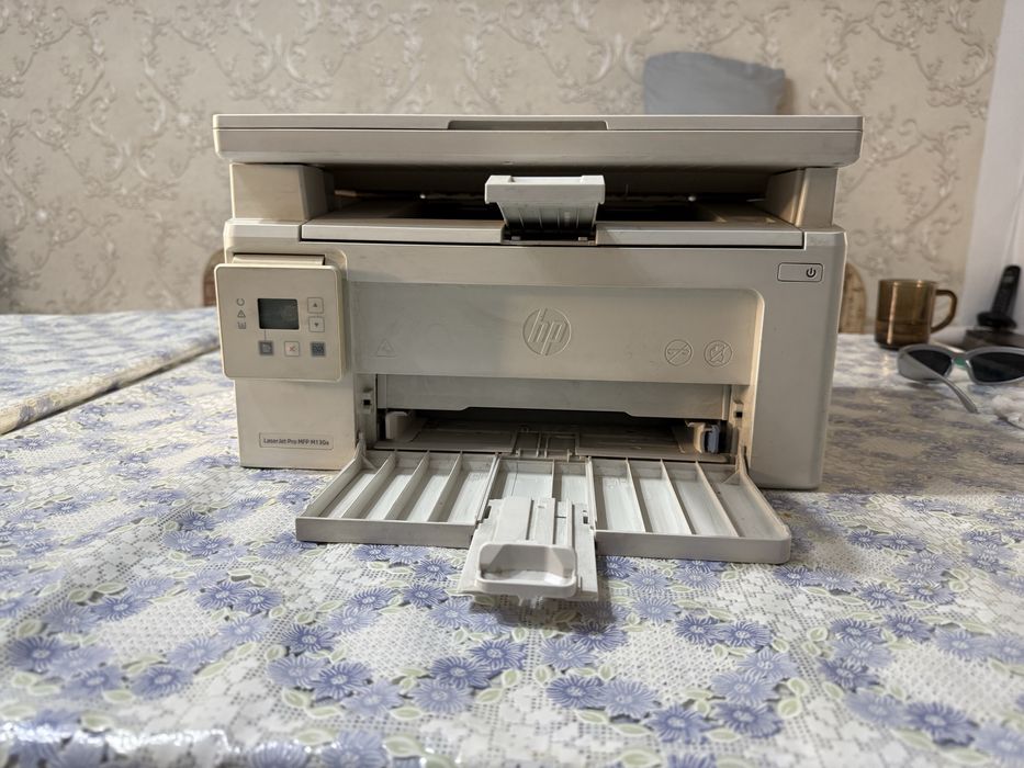 Принтер HP Laser Jet Pro M130