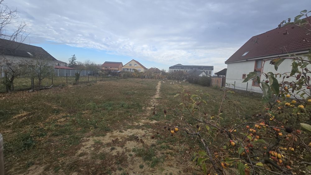 Teren intravilan - centru Sântandrei