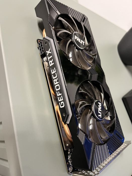 Placa video Nvidia RTX 2060 de 6gb