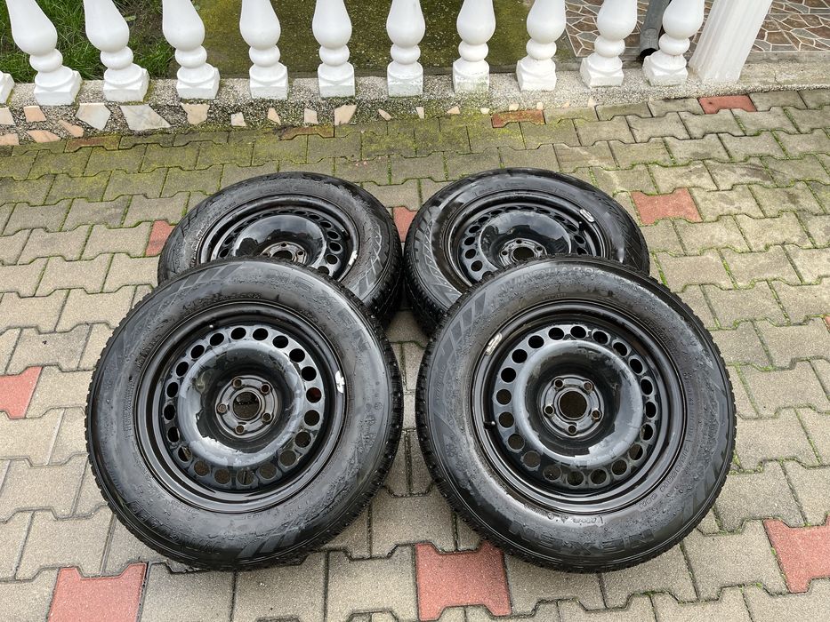 Vand 4 Roti M+S 215/65 R16 All Season 2022 (Jante/Anvelope)