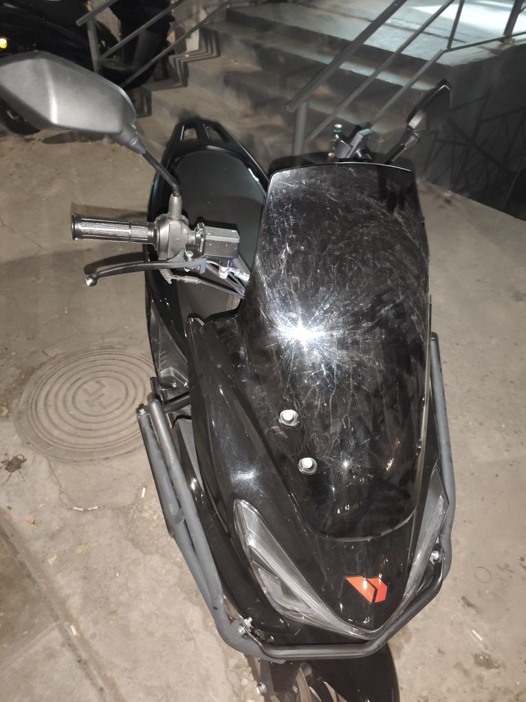 Skuter sport sotiladi