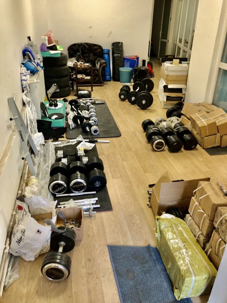 Sala Gantere reglabile si fixe,Haltere,Discuri,Bara z,Discuri,saci Box
