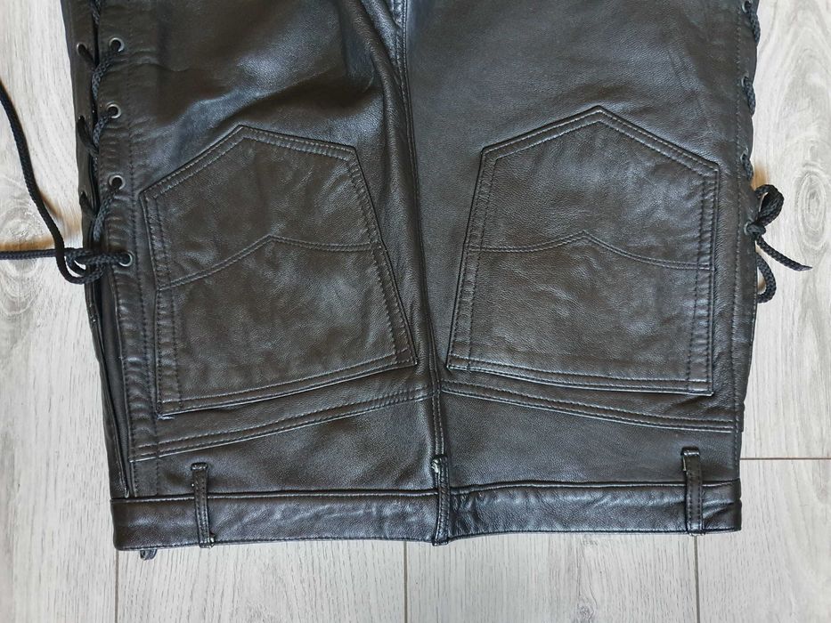 Pantaloni de piele cu sireturi pe margini - Talie 82 cm