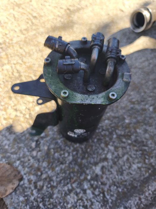 Carcasă filtru motorină Volkswagen Passat B6 B7 Golf 5 6 Leon Octavia
