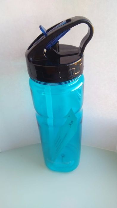 бутылка для воды (бутылочка) пластиковая