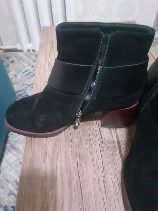 Замшевые зимние сапоги 38 размер