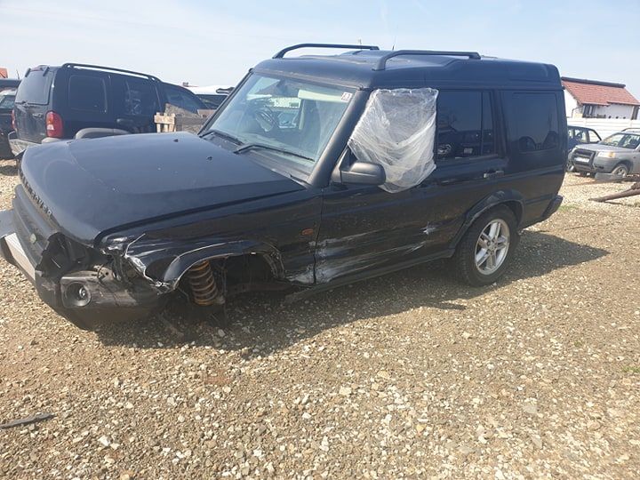 dezmembrez land rover discovery 2 facelift