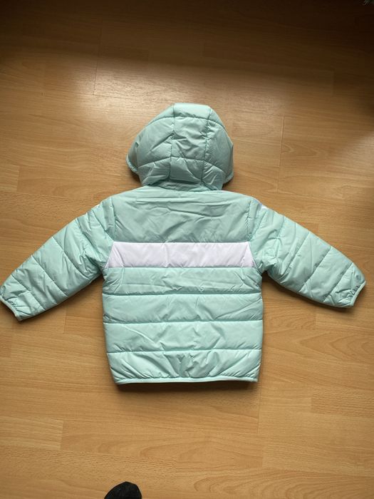 Adidas geaca marime 104  noi cu eticheta