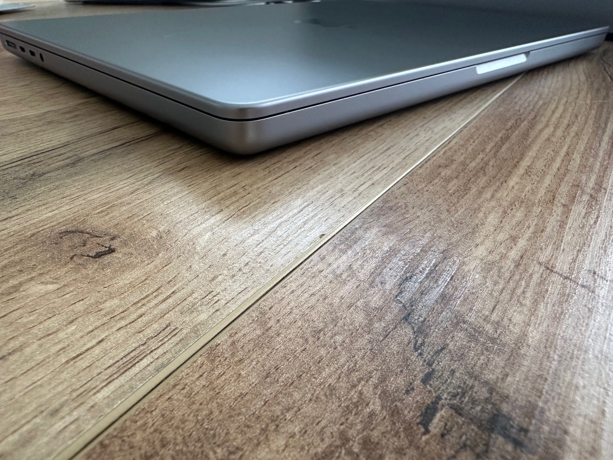 MacBook Pro 14" M2 MAX 12-Core CPU, 30- Core GPU, 64GB RAM, 512GB SSD