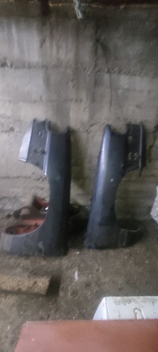 передние крылья Ауди 100 ц3