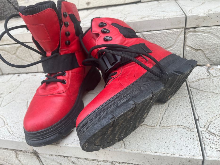 Страхотни дамски кубинки