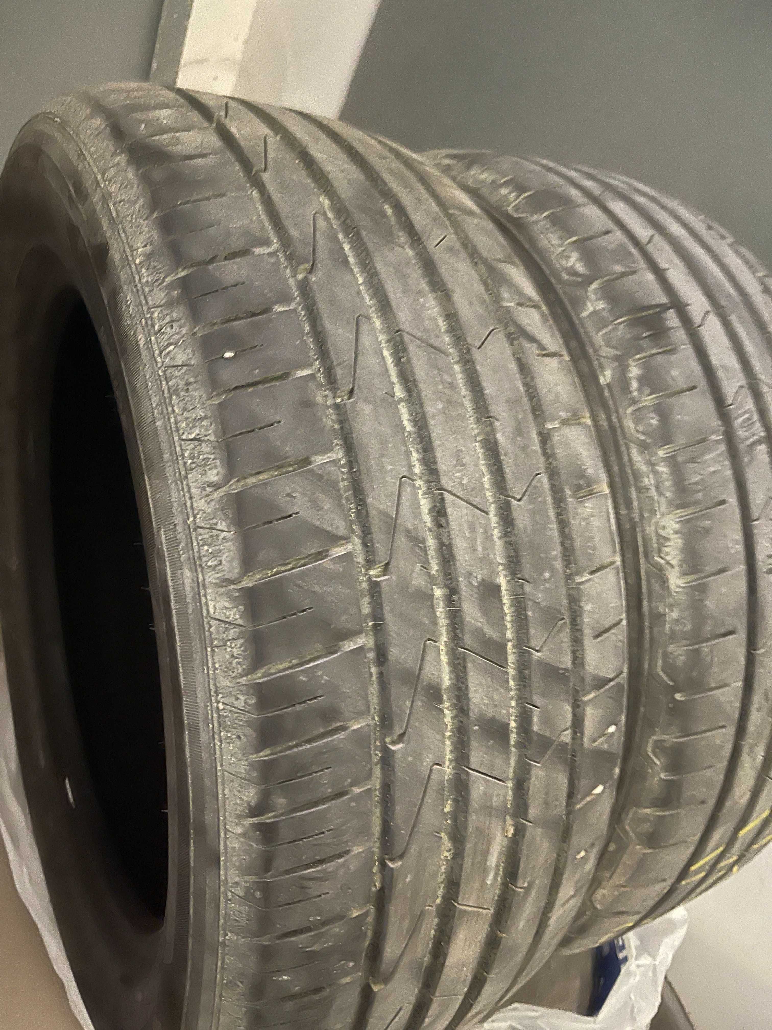 гуми hankook 225/55/17 2 броя