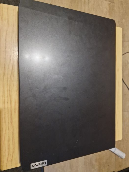 Laptop Lenovo 82K2