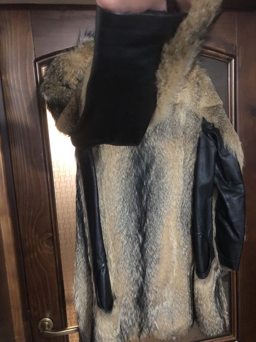 Vand haina de blana naturala