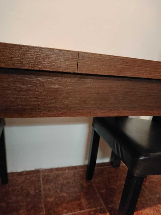 Masa bucatarie cu scaune