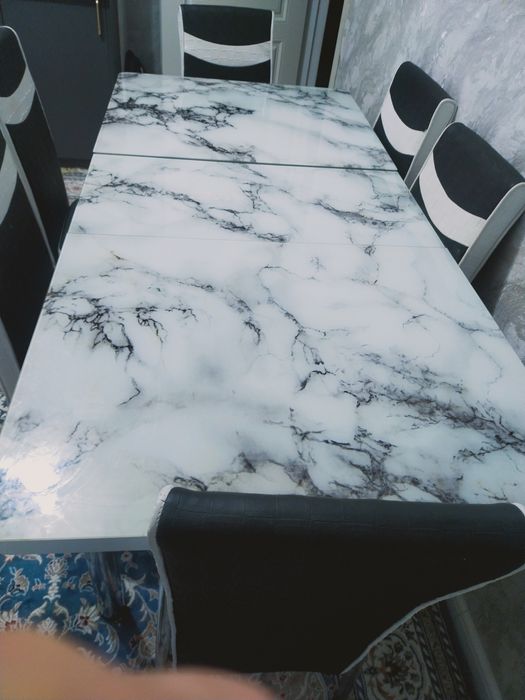 Стул на кухня почти новый