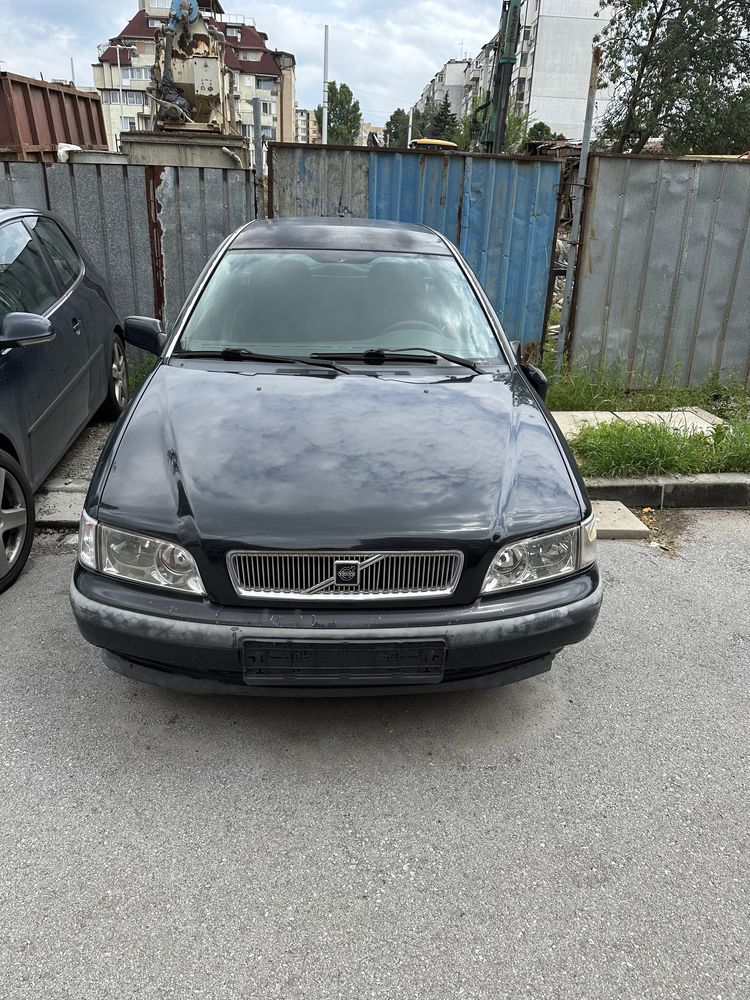 Volvo v40.1900 кб,95 кн