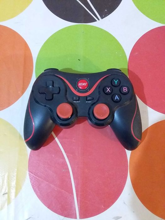 Джойстик Bluetooth. Беспроводной. для PC и Смартфона. Цена. 4 000 тг.