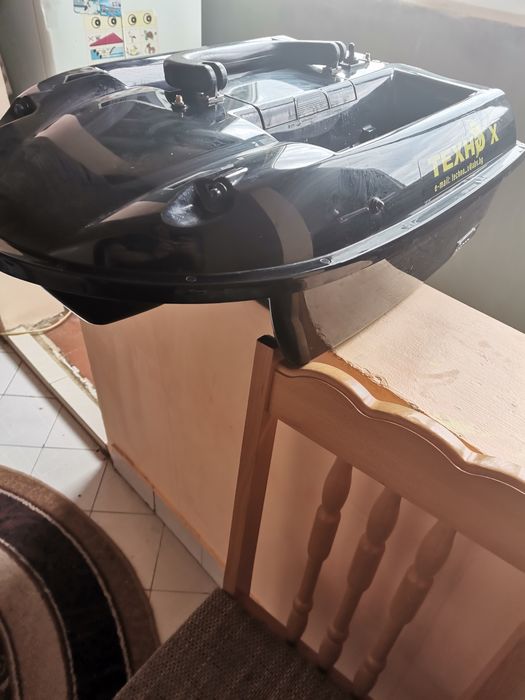 Лодка за захранка