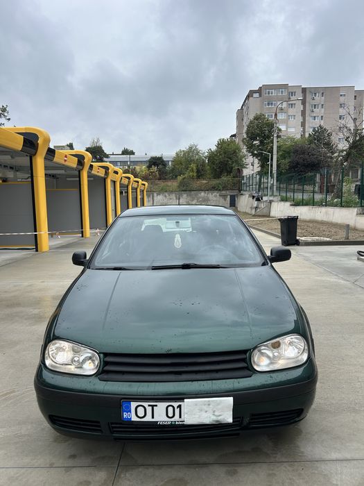 Vând Golf4, 1.6-16V