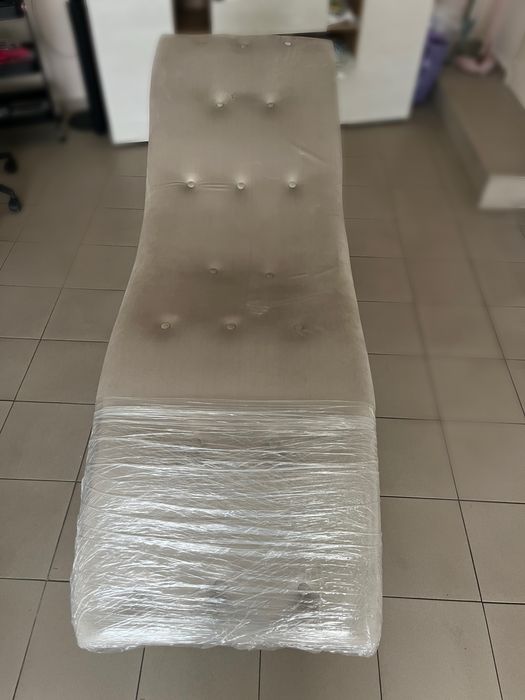 Кушетка за миглопластика