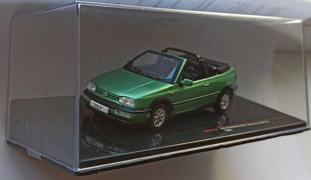 Macheta VW Golf 3 Cabriolet 1995 verde - IXO Premium 1/43 Volkswagen