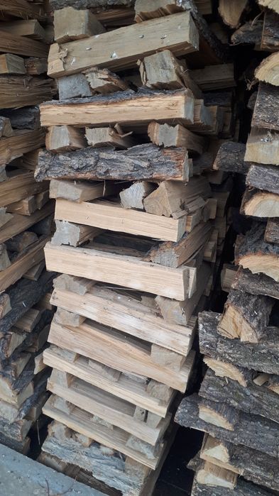 Доставка чернозем, перегной,дрова колотые