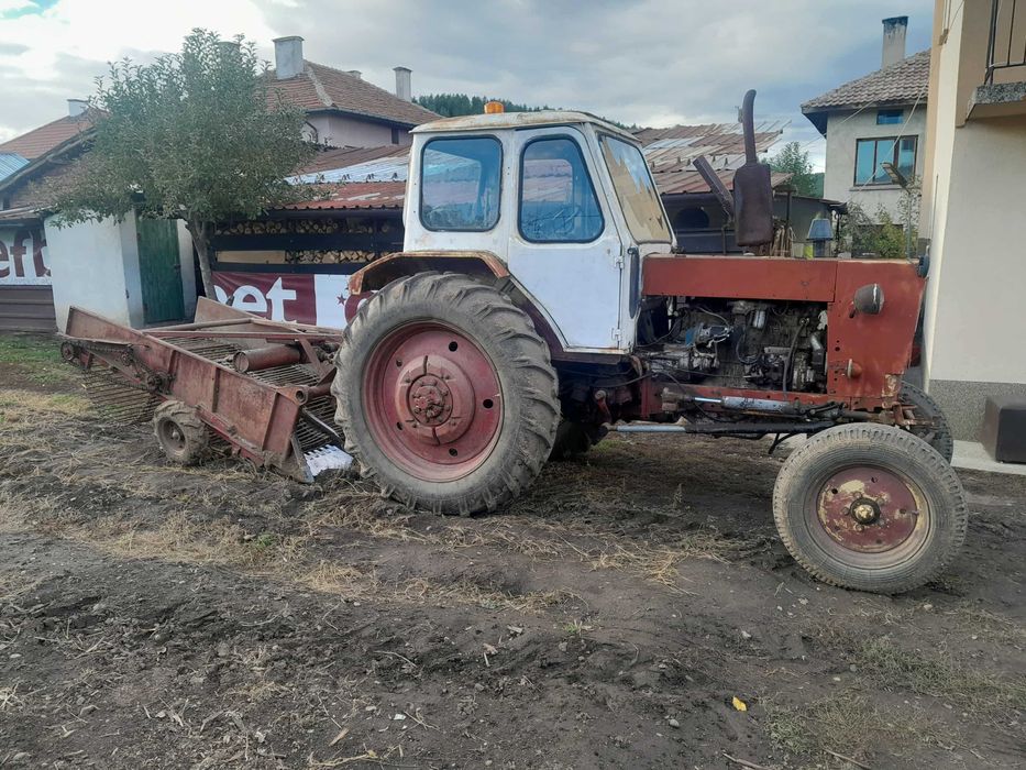 Трактор ЮМЗ Трактор