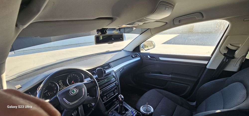 Vând skoda superb