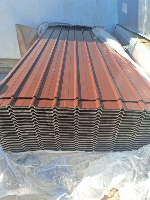 Tabla cutata colorata 
(MARO ;GRI ;ROSU ; VINIE ; ZINCATĂ)
Grosimi 0.2