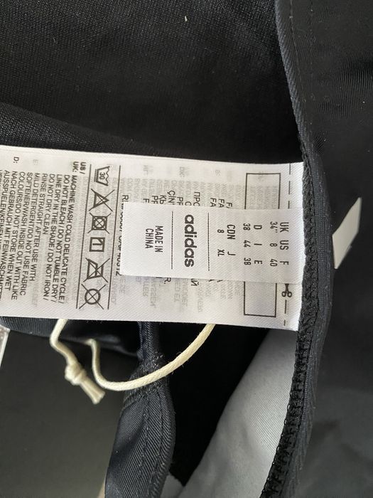 Costum de baie Adidas NOU