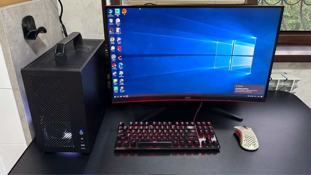 Продается изогнутый монитор лос