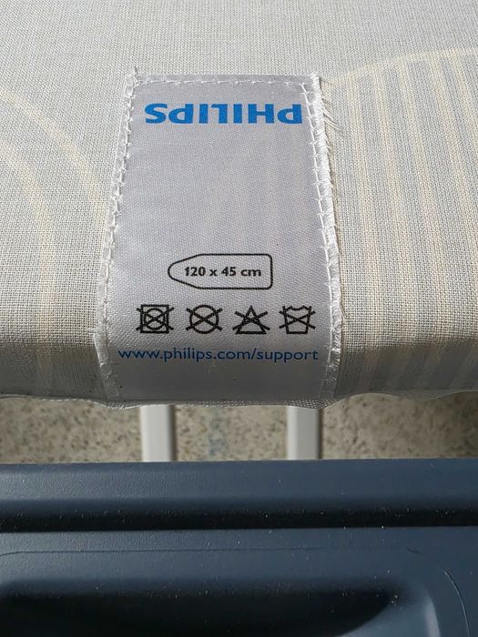 Masa de călcat Philips GC220/05 – 120 x 45 cm, stare foarte bună