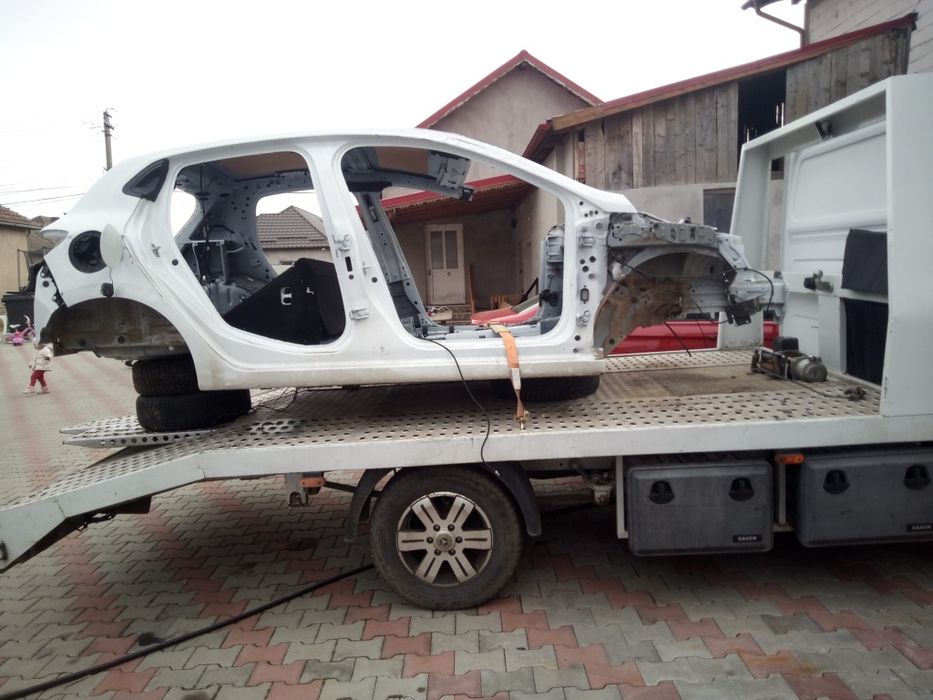 Prag stânga / dreapta, lonjeron stânga / dreapta Renault Clio 5 scurt