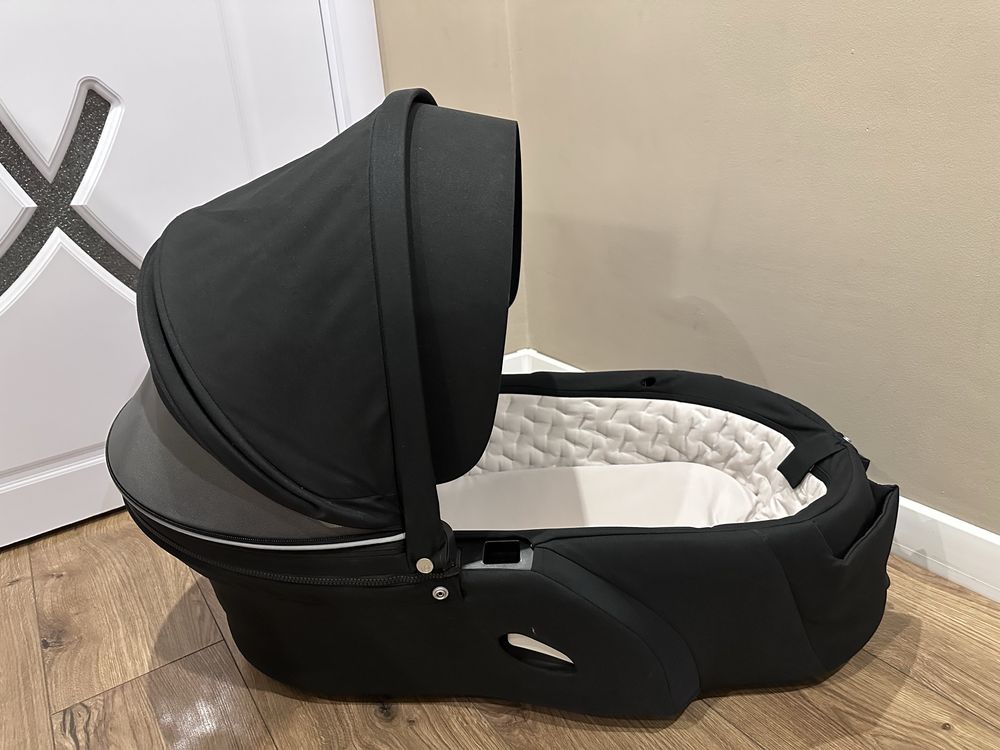 Stokke Xplory V6 - като нова + пълен комплект