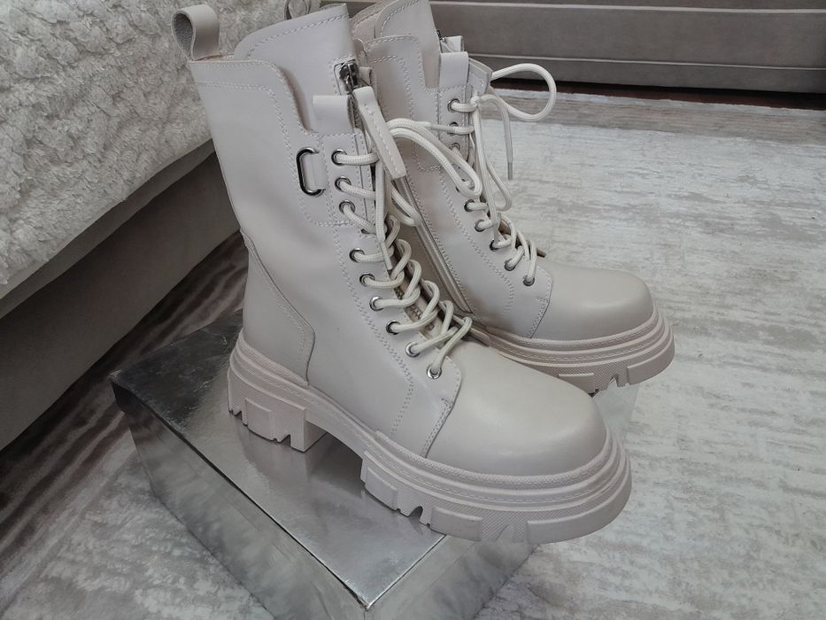 Продам ботинки демисезонные