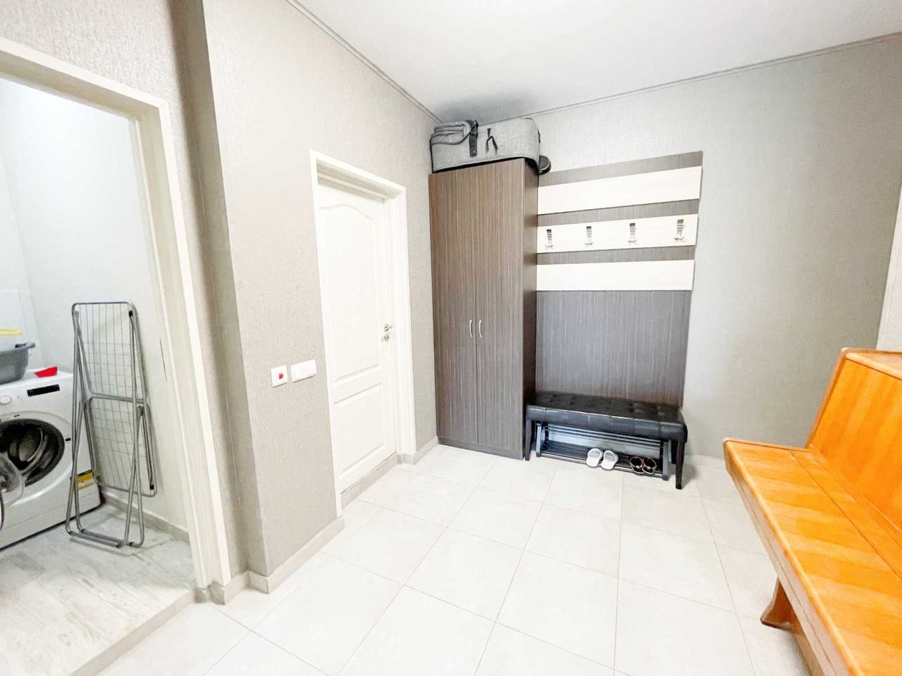Дава се под наем Двустаен апартамент в София, Банишора - 55 кв.м за 357 € - Снимка #3